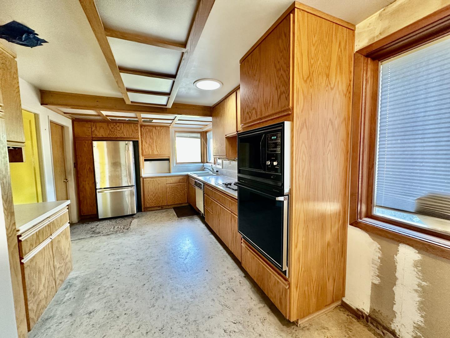 Detail Gallery Image 19 of 30 For 1975 Meridian Ave, San Jose,  CA 95125 - 2 Beds | 2 Baths