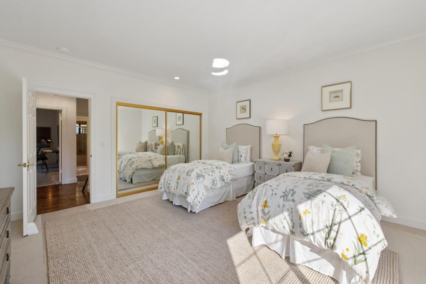 Detail Gallery Image 109 of 149 For 1080 Macadamia Dr, Hillsborough,  CA 94010 - 5 Beds | 5/1 Baths