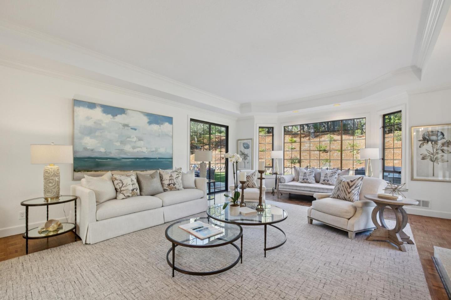 Detail Gallery Image 13 of 149 For 1080 Macadamia Dr, Hillsborough,  CA 94010 - 5 Beds | 5/1 Baths