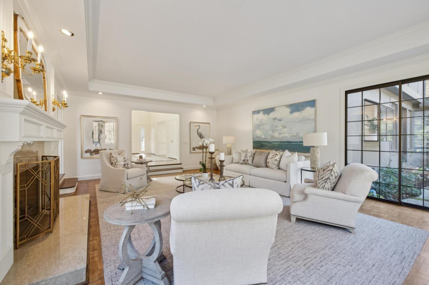 Detail Gallery Image 15 of 149 For 1080 Macadamia Dr, Hillsborough,  CA 94010 - 5 Beds | 5/1 Baths