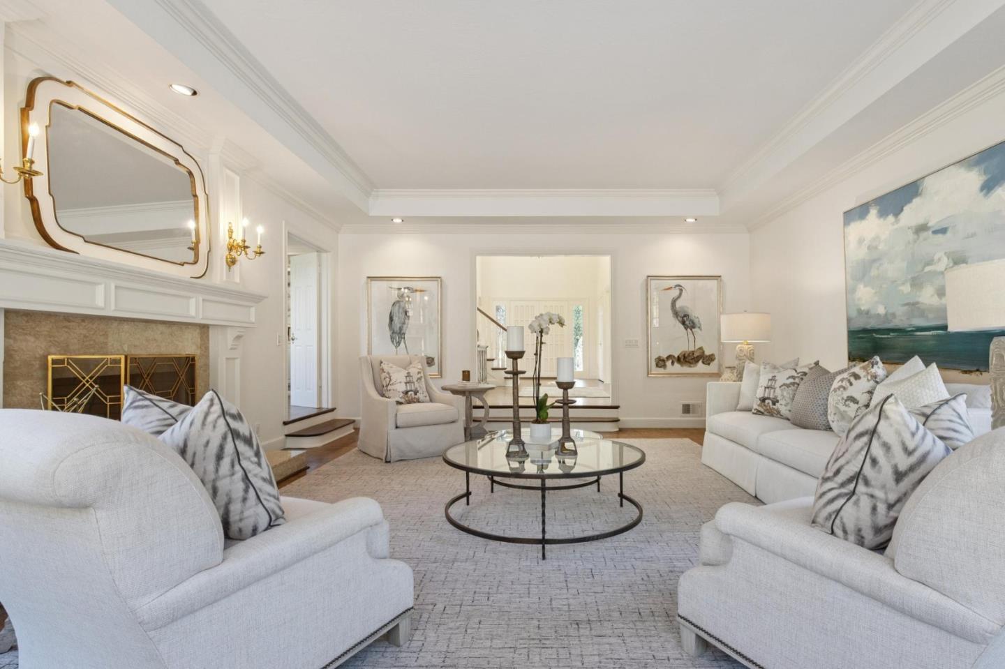 Detail Gallery Image 16 of 149 For 1080 Macadamia Dr, Hillsborough,  CA 94010 - 5 Beds | 5/1 Baths