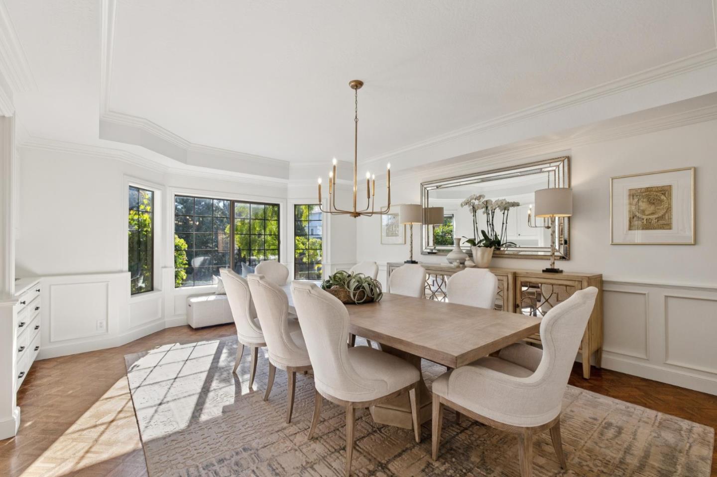 Detail Gallery Image 23 of 149 For 1080 Macadamia Dr, Hillsborough,  CA 94010 - 5 Beds | 5/1 Baths