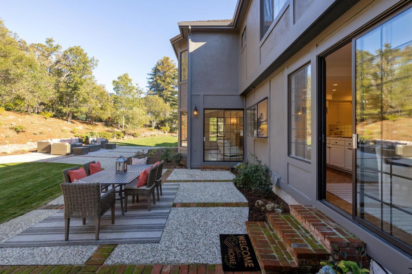 Detail Gallery Image 48 of 149 For 1080 Macadamia Dr, Hillsborough,  CA 94010 - 5 Beds | 5/1 Baths