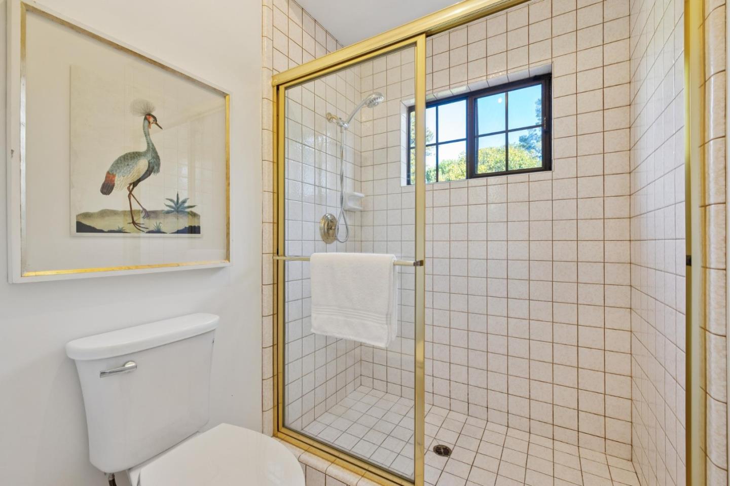 Detail Gallery Image 66 of 149 For 1080 Macadamia Dr, Hillsborough,  CA 94010 - 5 Beds | 5/1 Baths