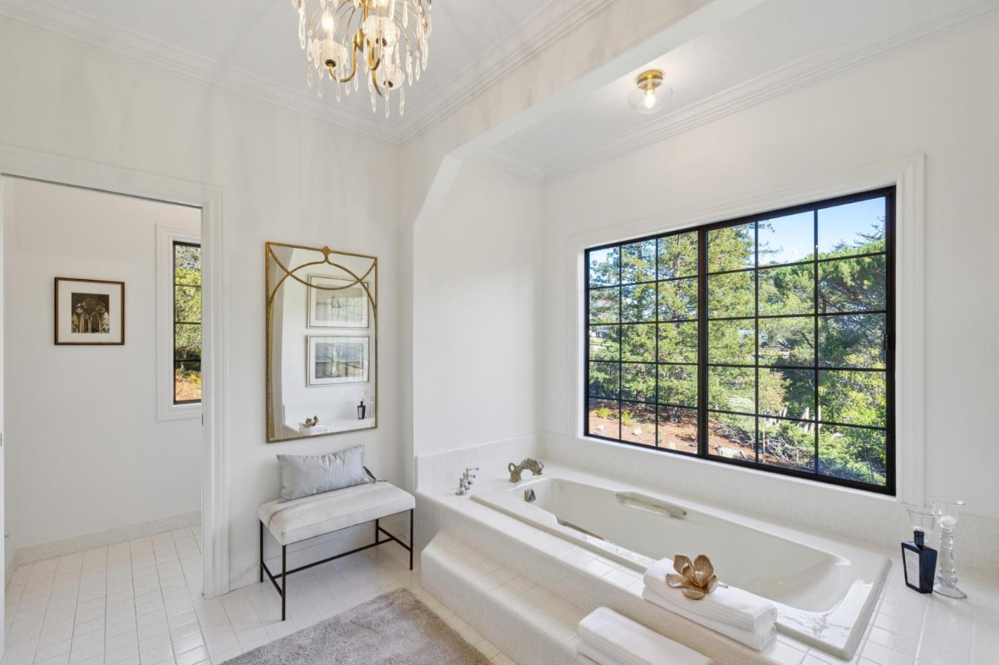 Detail Gallery Image 85 of 149 For 1080 Macadamia Dr, Hillsborough,  CA 94010 - 5 Beds | 5/1 Baths