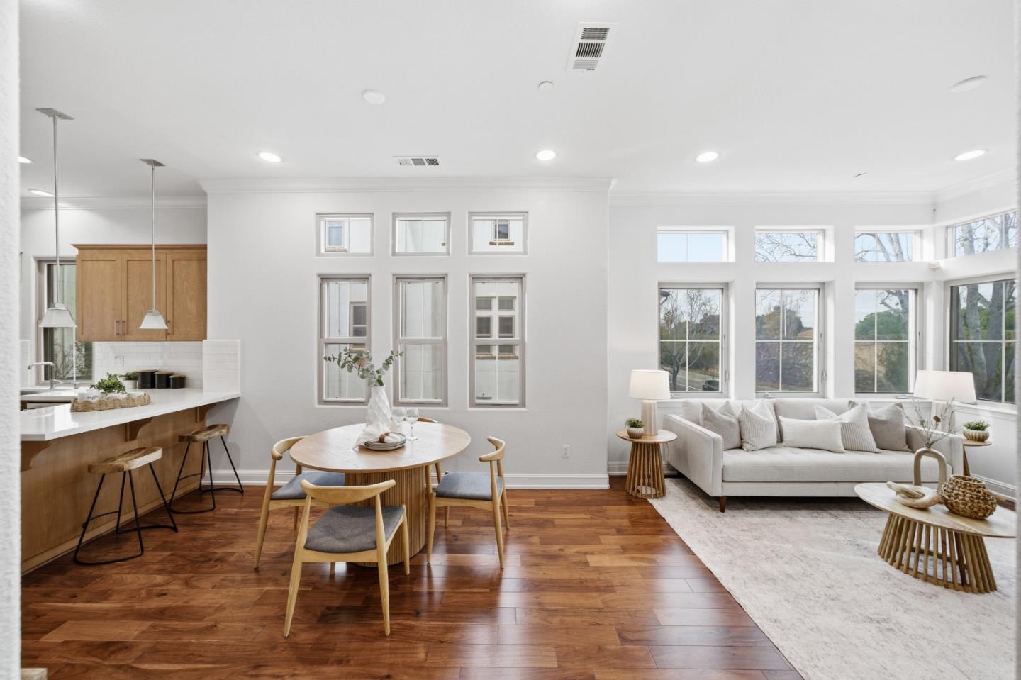 Photo #7: ML82031252 Listing: Photo #7