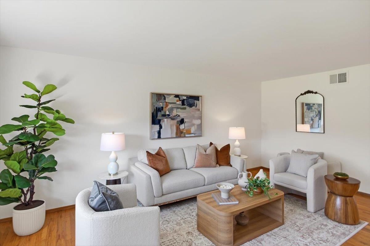 Detail Gallery Image 6 of 33 For 4273 Mckinnon Dr, San Jose,  CA 95130 - 3 Beds | 2 Baths