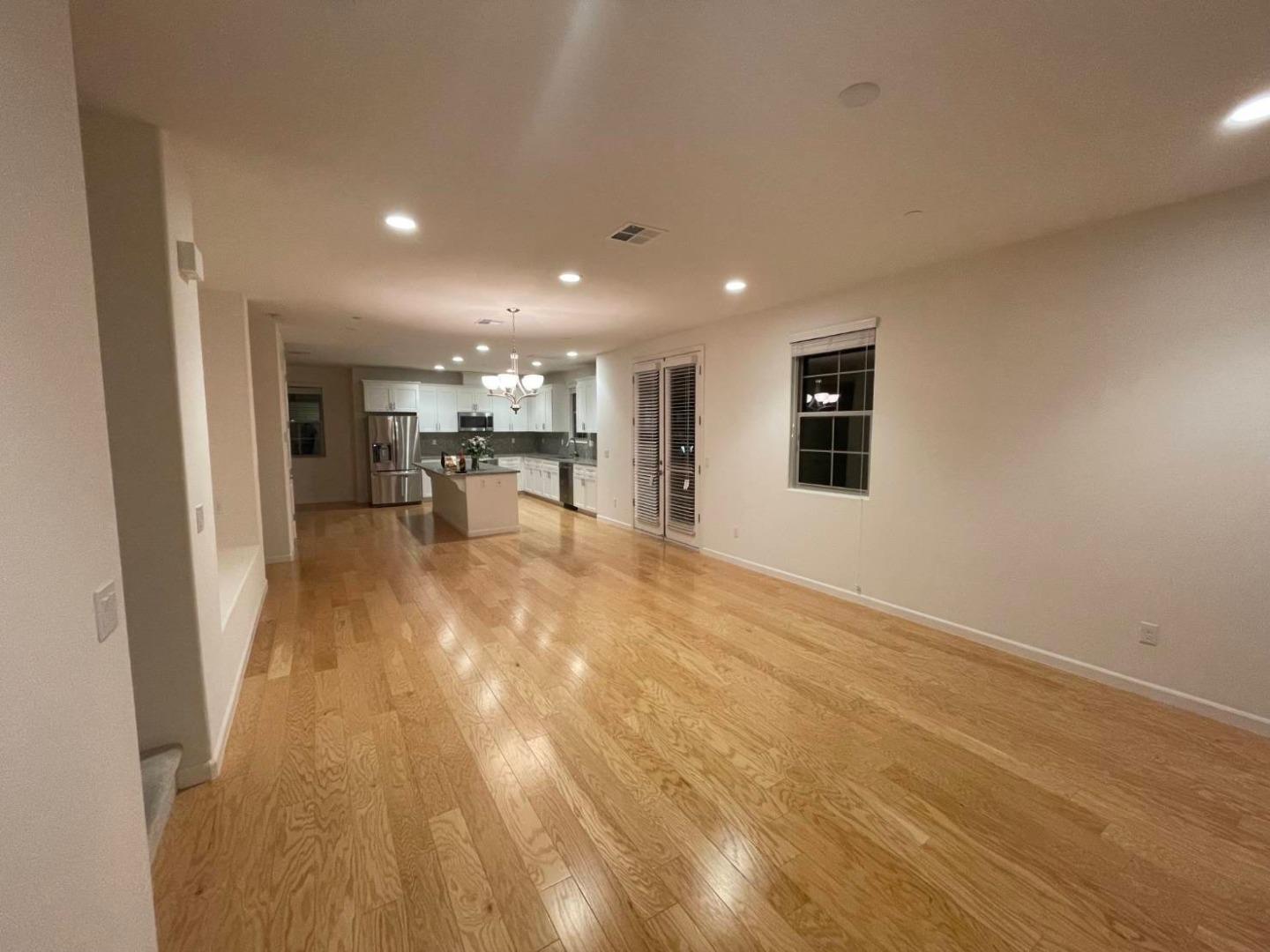 Photo #4: ML82031255 Listing: Photo #4