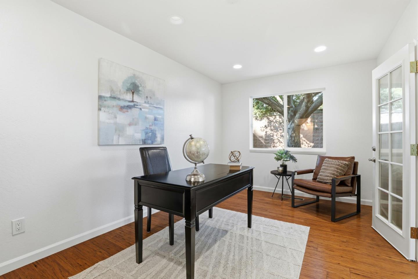 Detail Gallery Image 20 of 36 For 15581 Flintridge Dr, Los Gatos,  CA 95032 - 3 Beds | 2/1 Baths