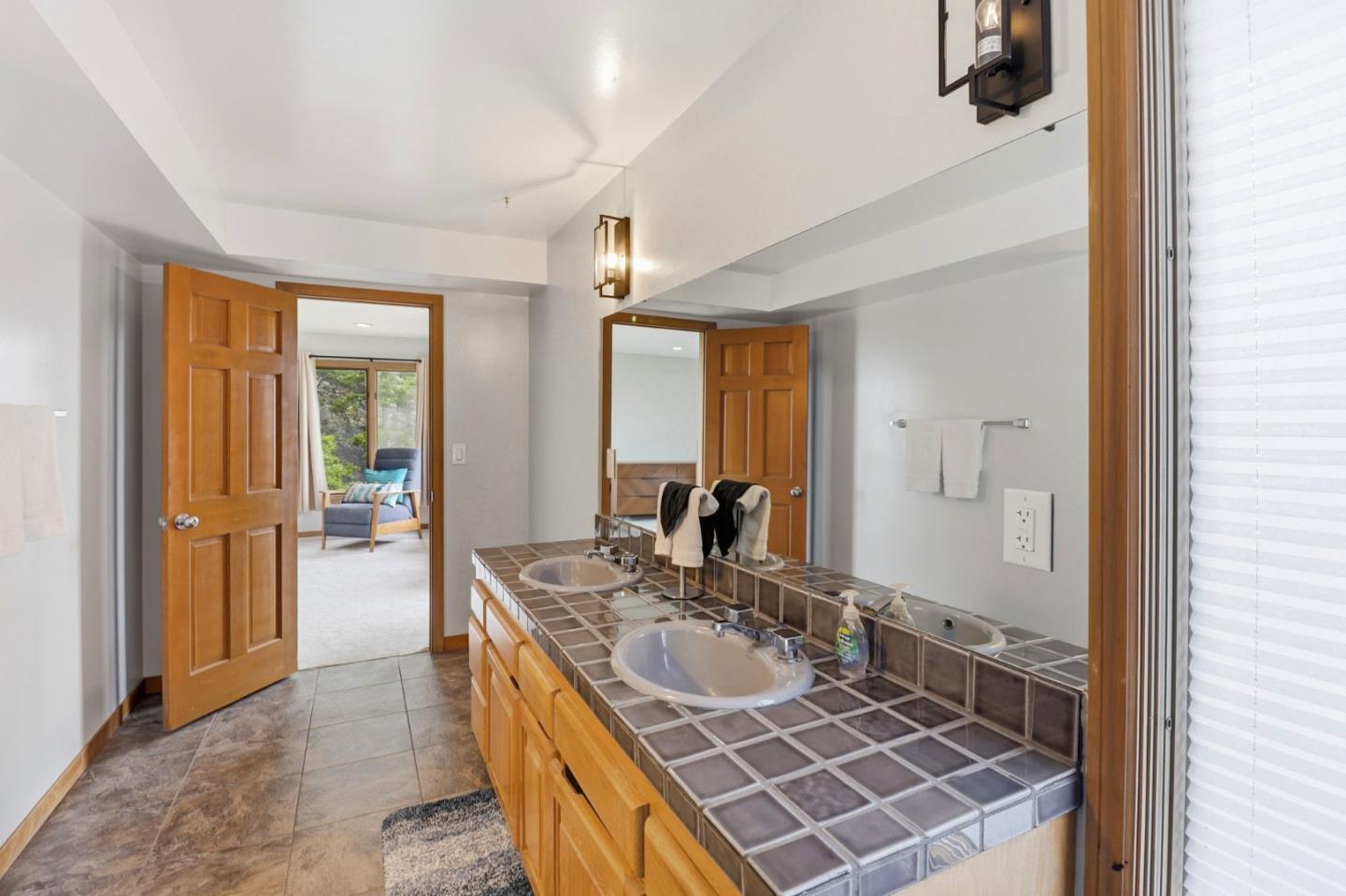 Detail Gallery Image 21 of 42 For 255 Allen Rd, Woodside,  CA 94062 - 4 Beds | 3 Baths