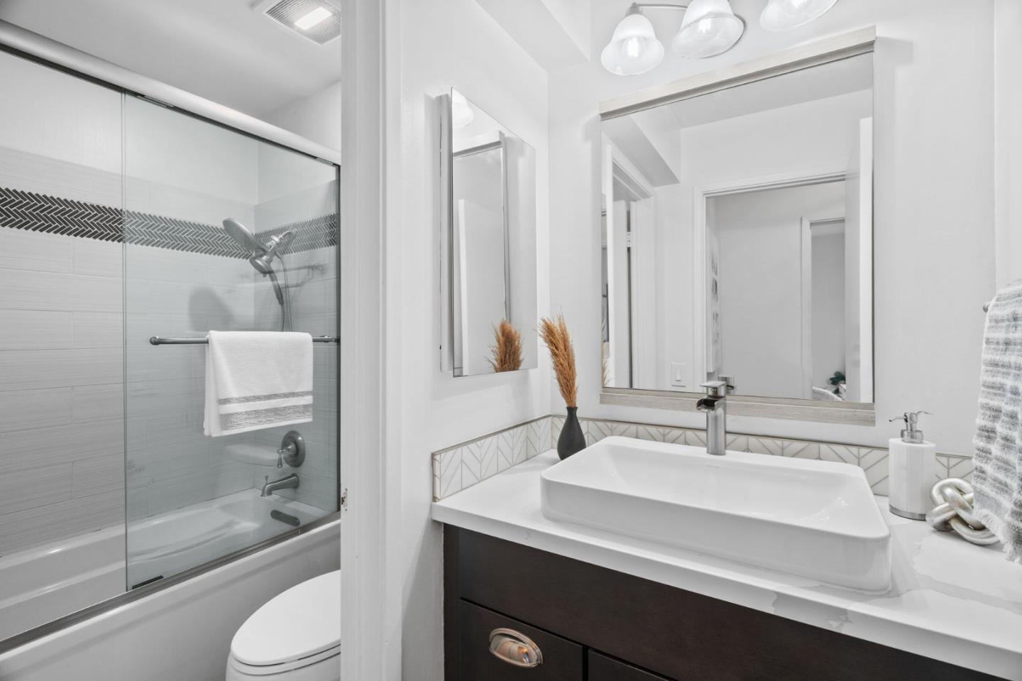 Photo #20: ML82031263 Listing: Photo #20