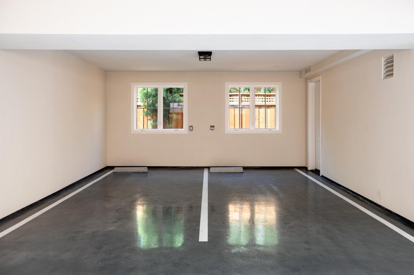 Detail Gallery Image 40 of 42 For 160 Waverley St, Palo Alto,  CA 94301 - 3 Beds | 3/2 Baths