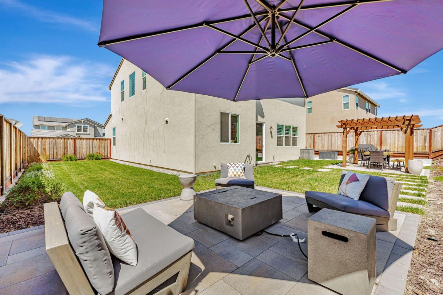 Detail Gallery Image 38 of 47 For 2041 Camden St, Hollister,  CA 95023 - 4 Beds | 3 Baths