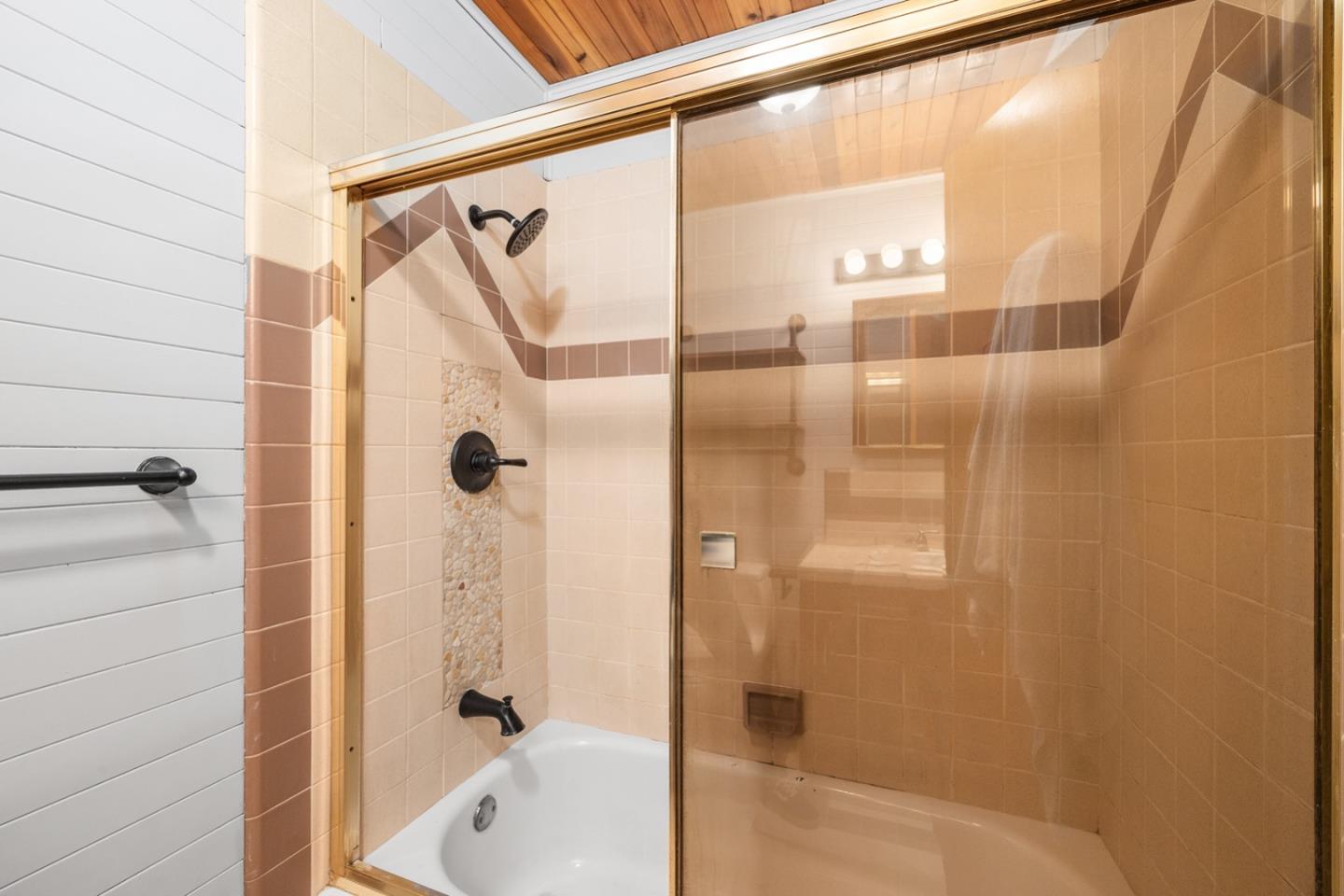 Detail Gallery Image 20 of 44 For 1000 Harmon Gulch Rd, Boulder Creek,  CA 95006 - 3 Beds | 2 Baths