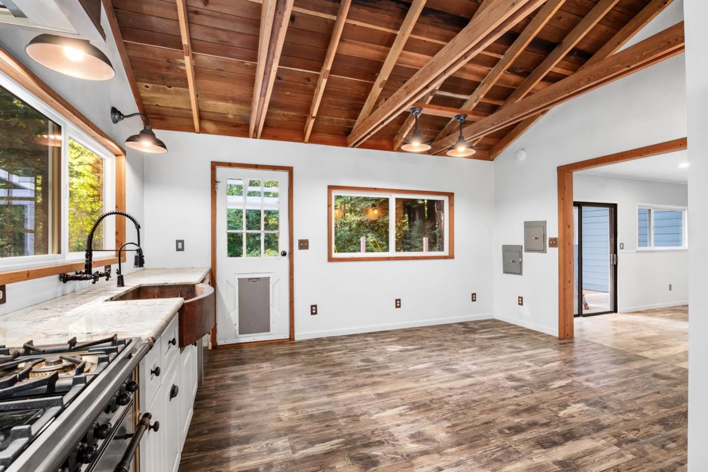 Detail Gallery Image 6 of 44 For 1000 Harmon Gulch Rd, Boulder Creek,  CA 95006 - 3 Beds | 2 Baths