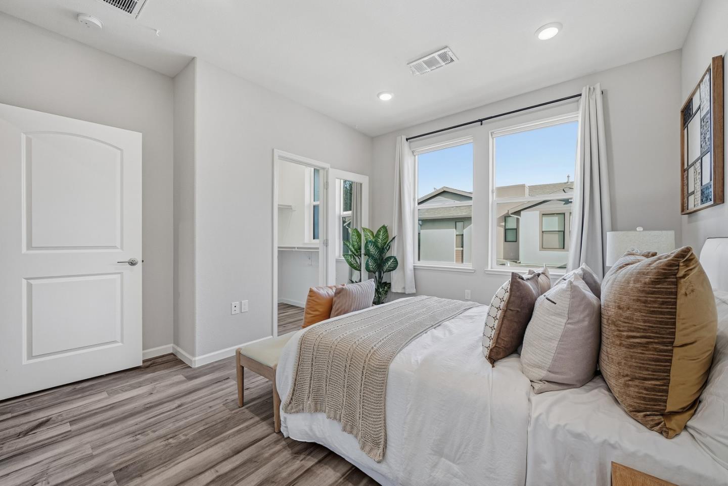 Photo #17: ML82031273 Listing: Photo #17