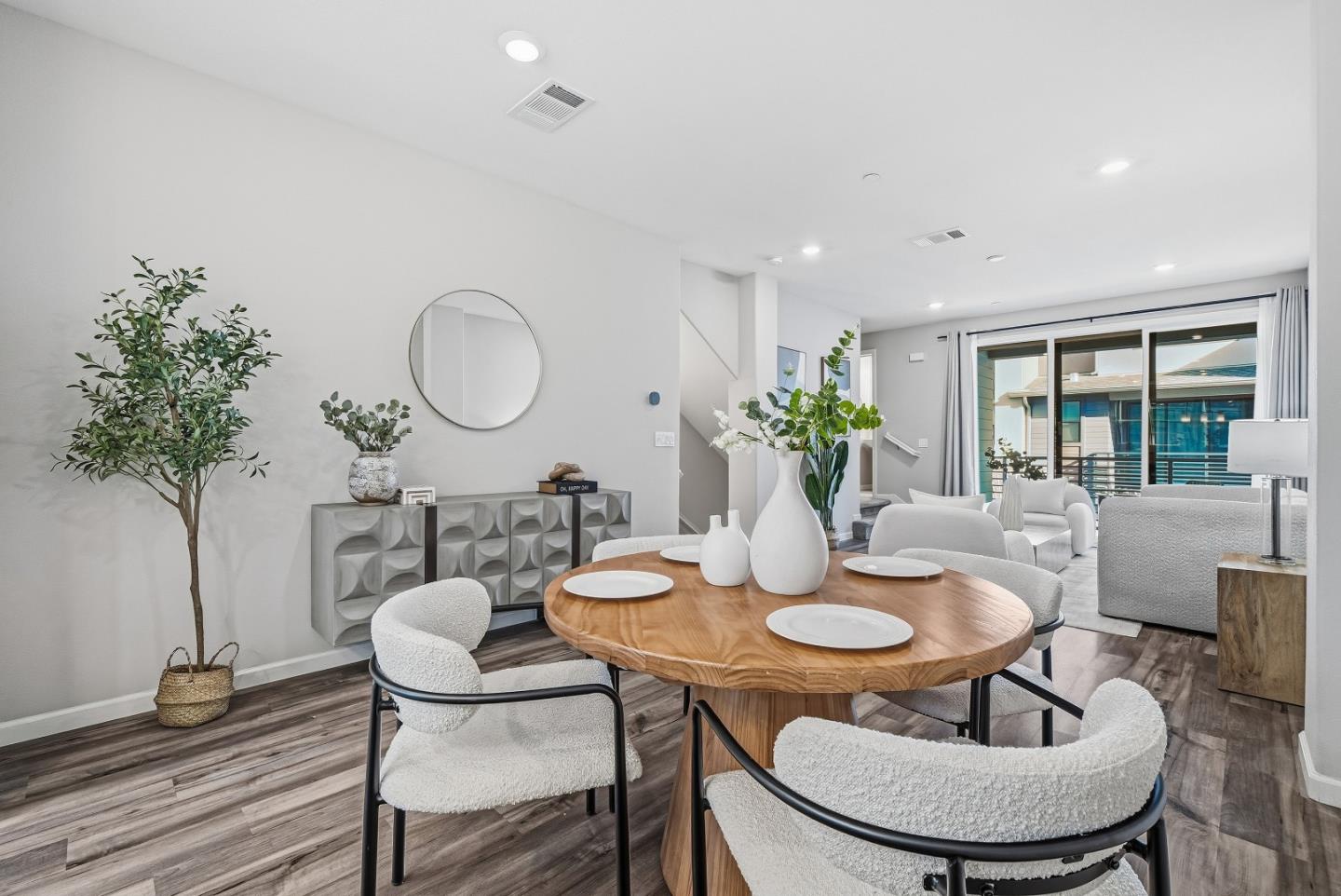 Photo #8: ML82031273 Listing: Photo #8