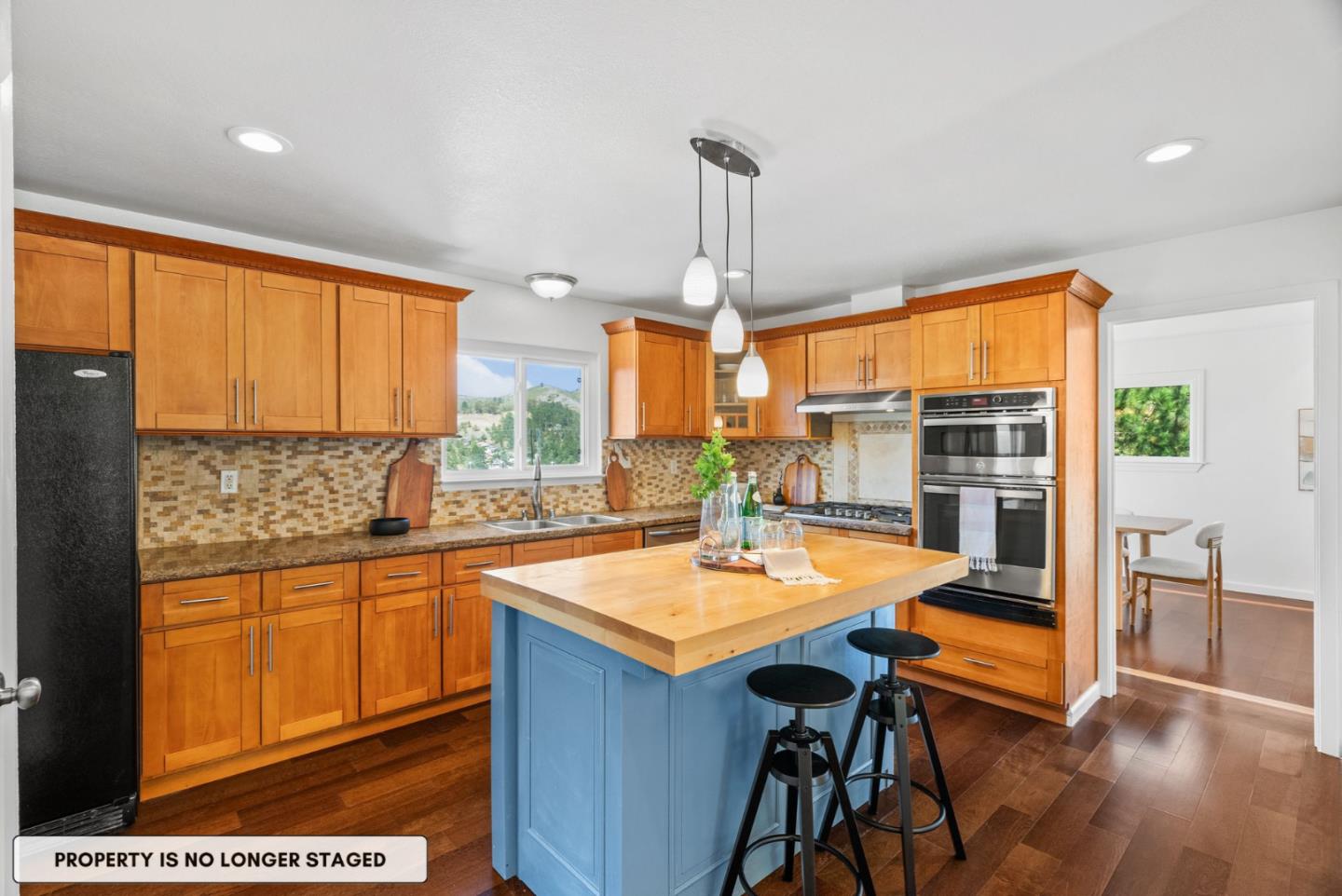 Detail Gallery Image 10 of 53 For 9 Humboldt Ct, Pacifica,  CA 94044 - 3 Beds | 2/1 Baths