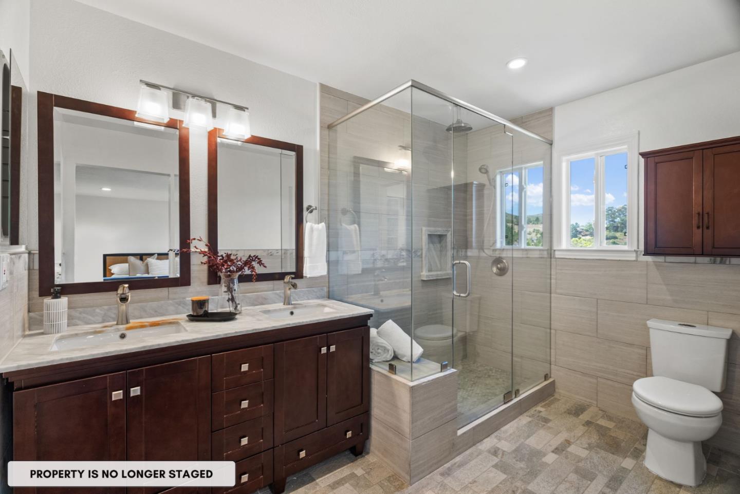 Detail Gallery Image 23 of 53 For 9 Humboldt Ct, Pacifica,  CA 94044 - 3 Beds | 2/1 Baths