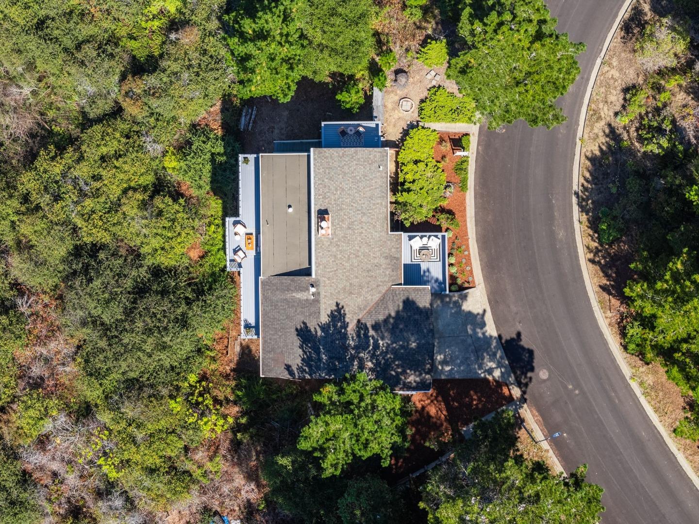 Detail Gallery Image 47 of 53 For 9 Humboldt Ct, Pacifica,  CA 94044 - 3 Beds | 2/1 Baths