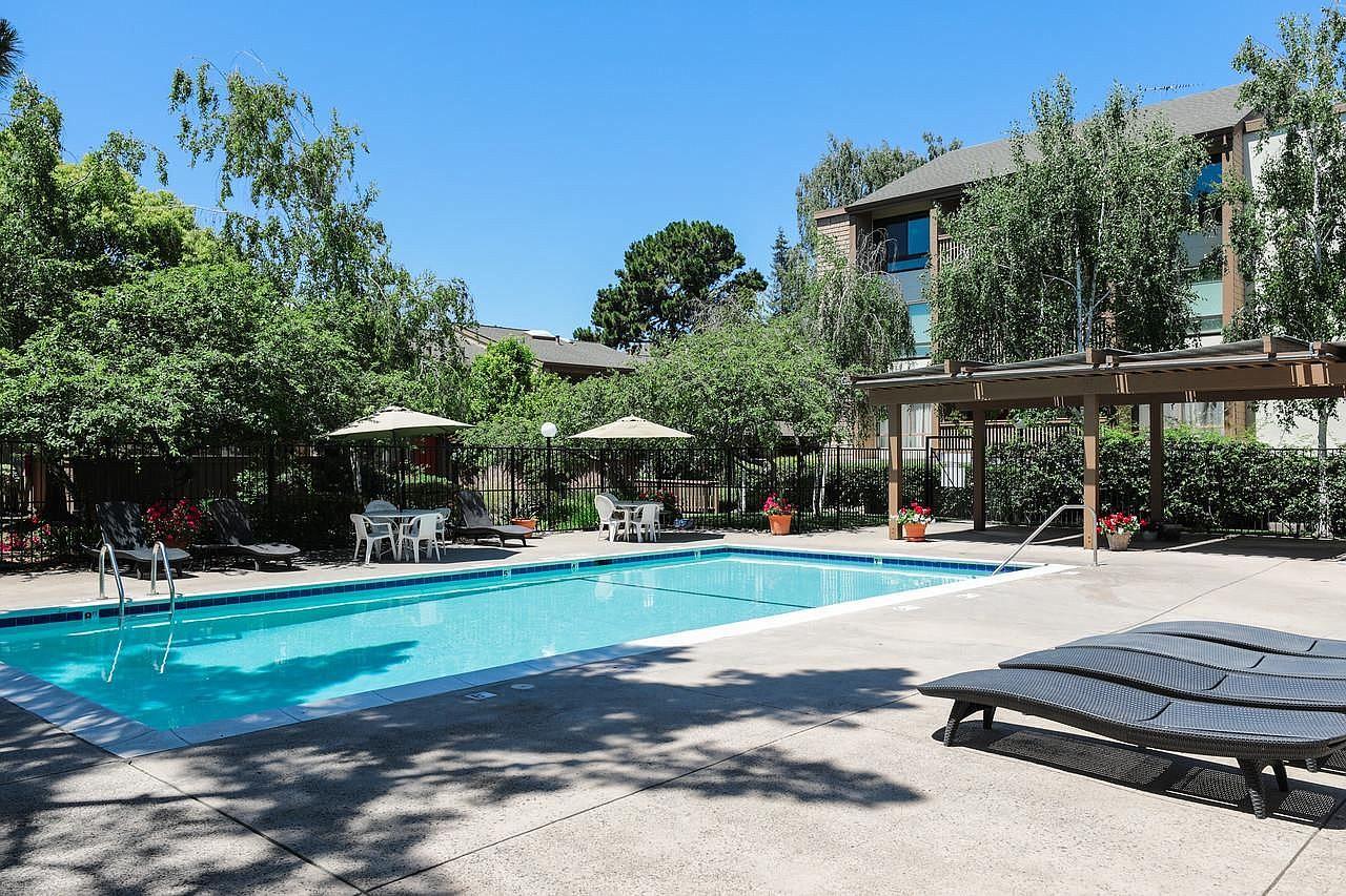 Detail Gallery Image 23 of 26 For 49 Showers Dr #E151,  Mountain View,  CA 94040 - 1 Beds | 1 Baths