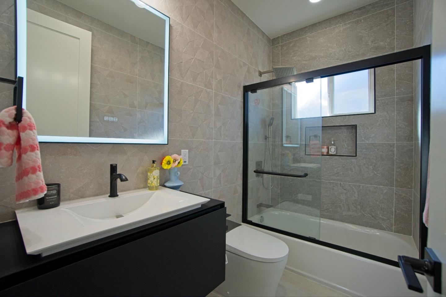 Detail Gallery Image 14 of 60 For 1765 Lexington St, Santa Clara,  CA 95050 - 4 Beds | 3 Baths