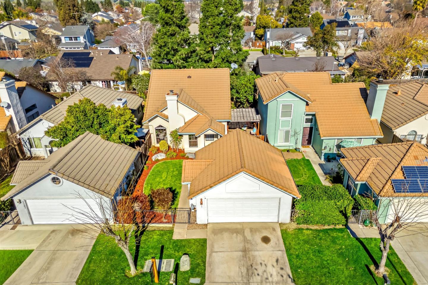 Detail Gallery Image 33 of 36 For 1165 Lerma Ln, Gilroy,  CA 95020 - 3 Beds | 2 Baths