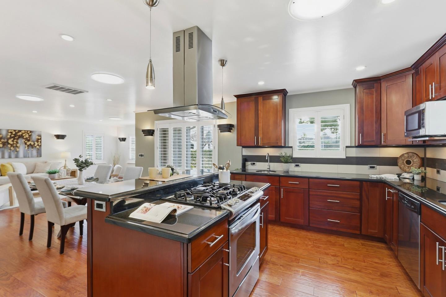 Detail Gallery Image 21 of 56 For 649 Minnesota Ave, San Jose,  CA 95125 - 3 Beds | 2 Baths