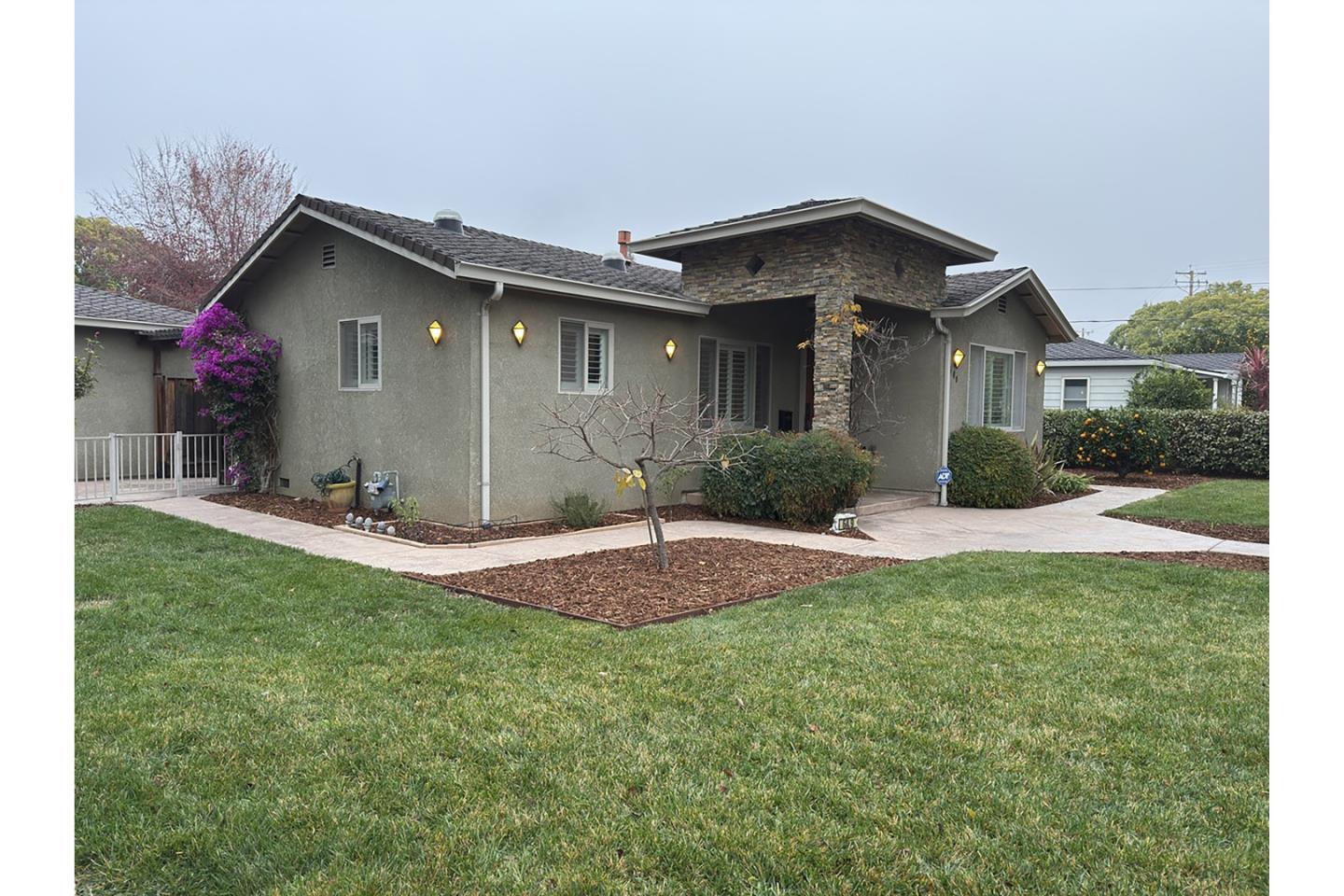 Detail Gallery Image 3 of 56 For 649 Minnesota Ave, San Jose,  CA 95125 - 3 Beds | 2 Baths