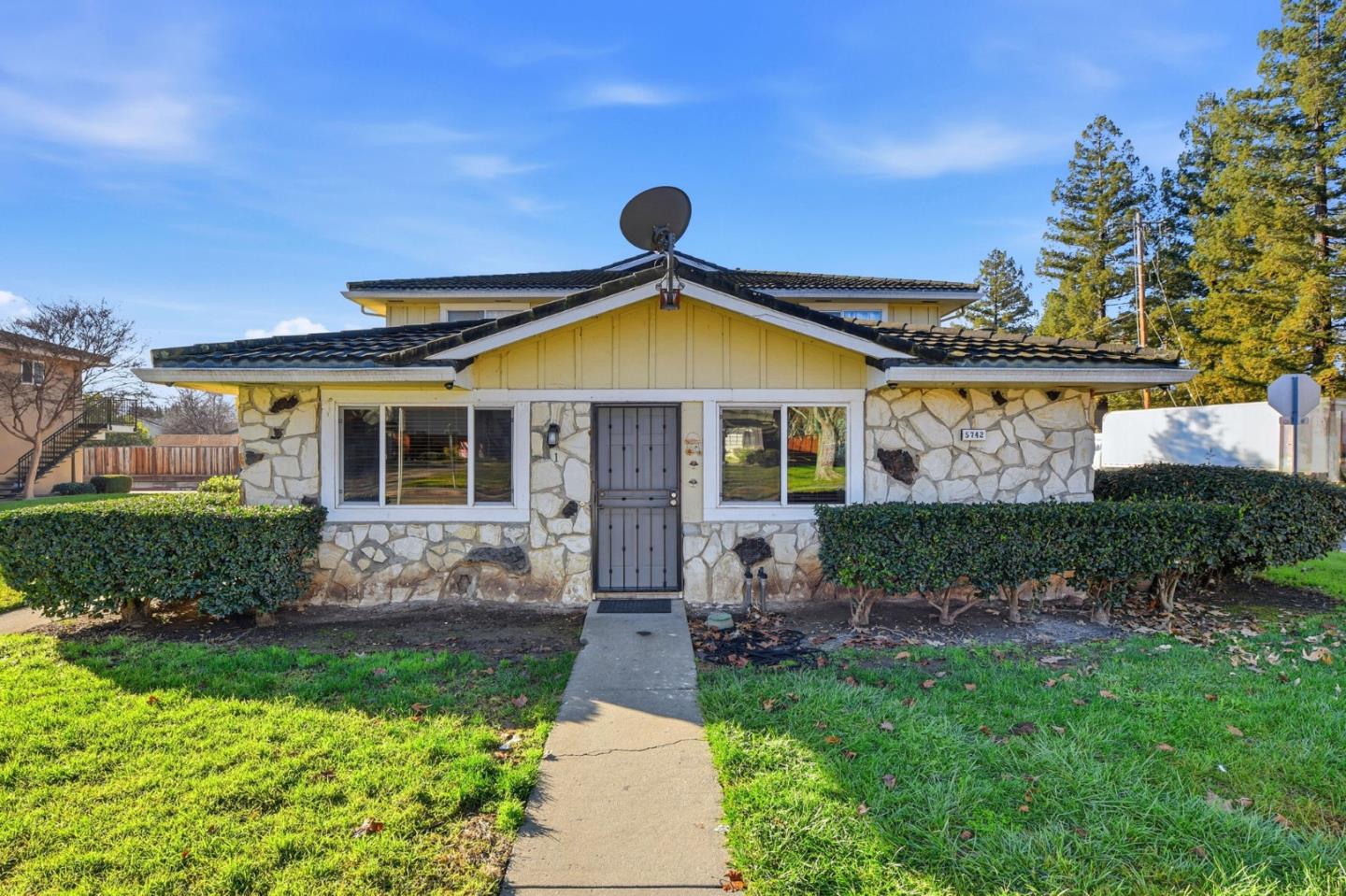 Photo #1: ML82031281 Listing: Photo #1