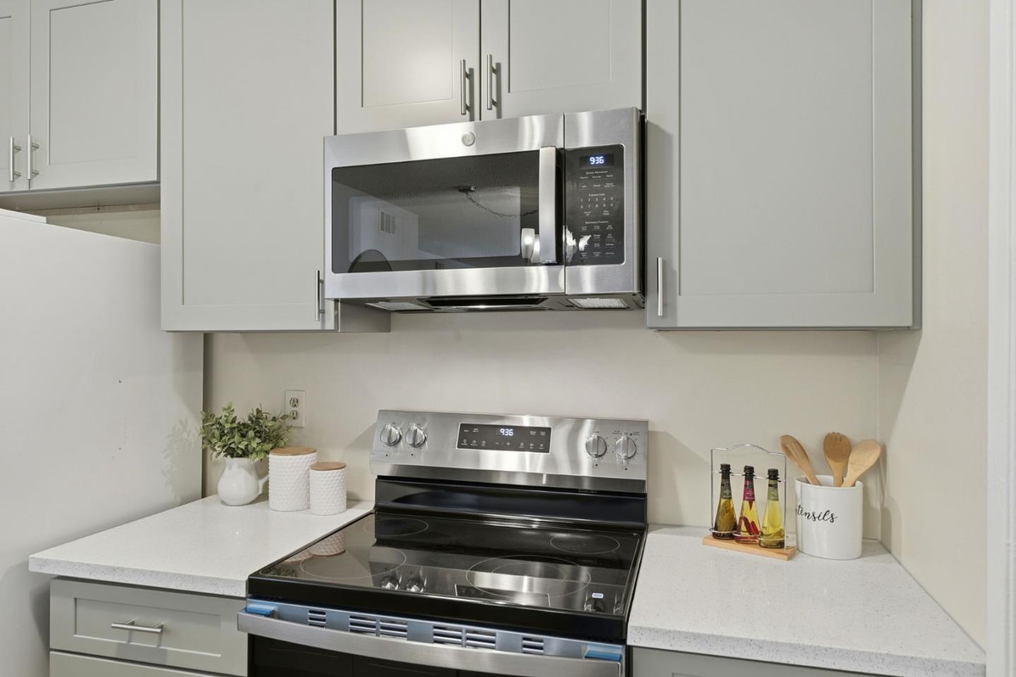 Photo #10: ML82031281 Listing: Photo #10