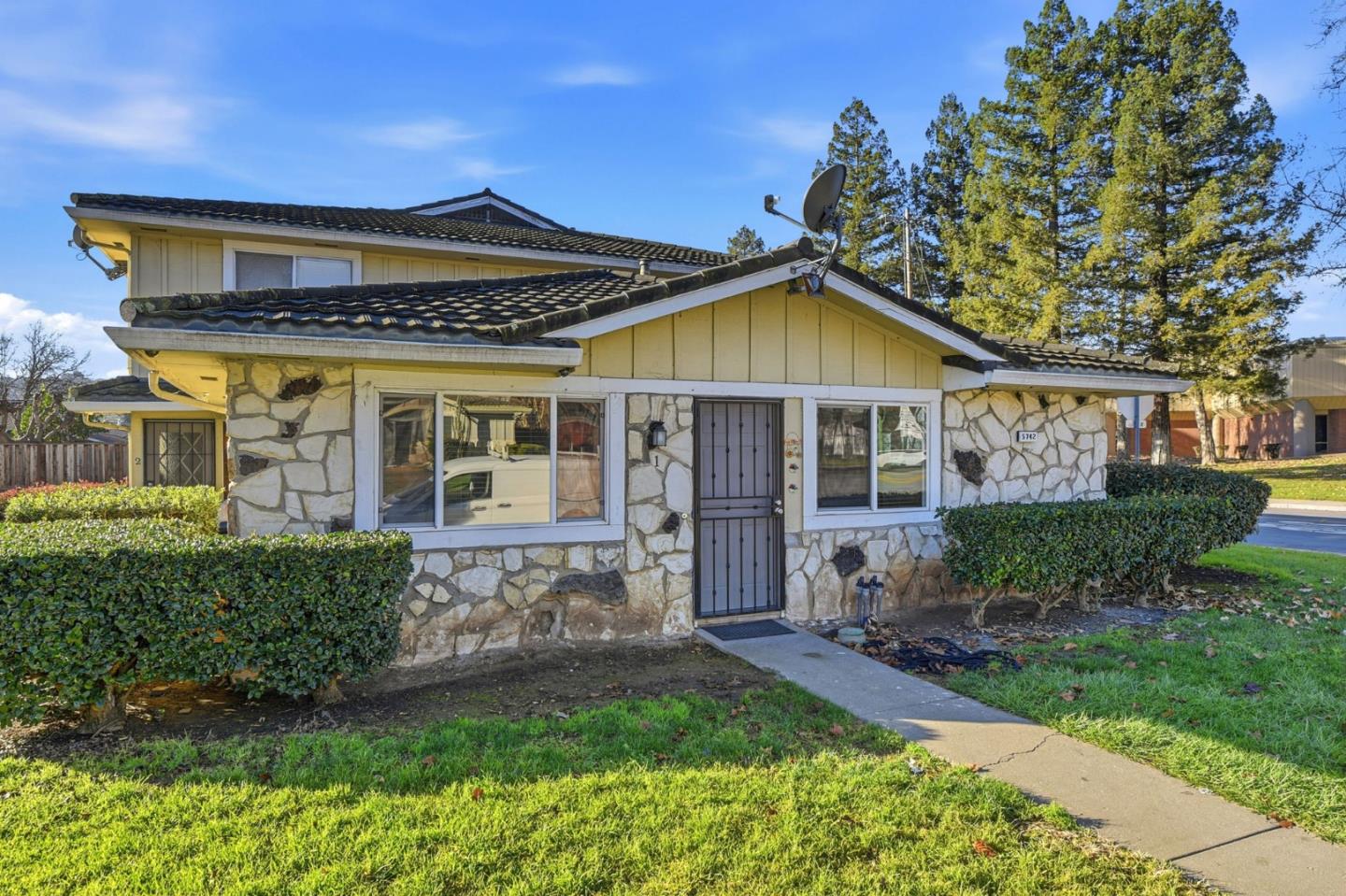 Photo #2: ML82031281 Listing: Photo #2