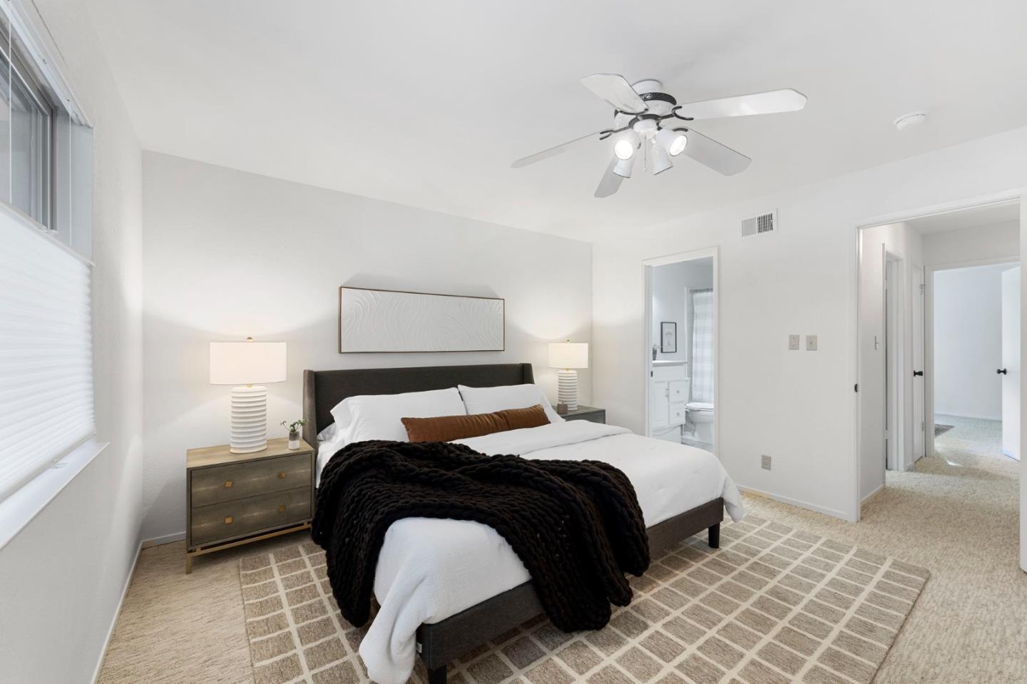 Detail Gallery Image 18 of 43 For 1055 Oddstad Blvd, Pacifica,  CA 94044 - 2 Beds | 1/1 Baths