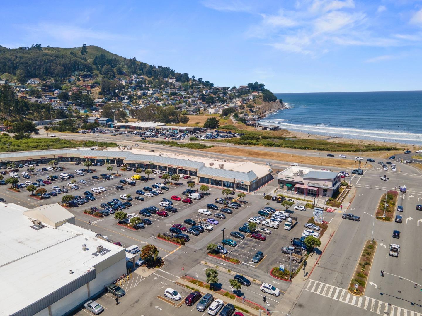 Detail Gallery Image 35 of 43 For 1055 Oddstad Blvd, Pacifica,  CA 94044 - 2 Beds | 1/1 Baths