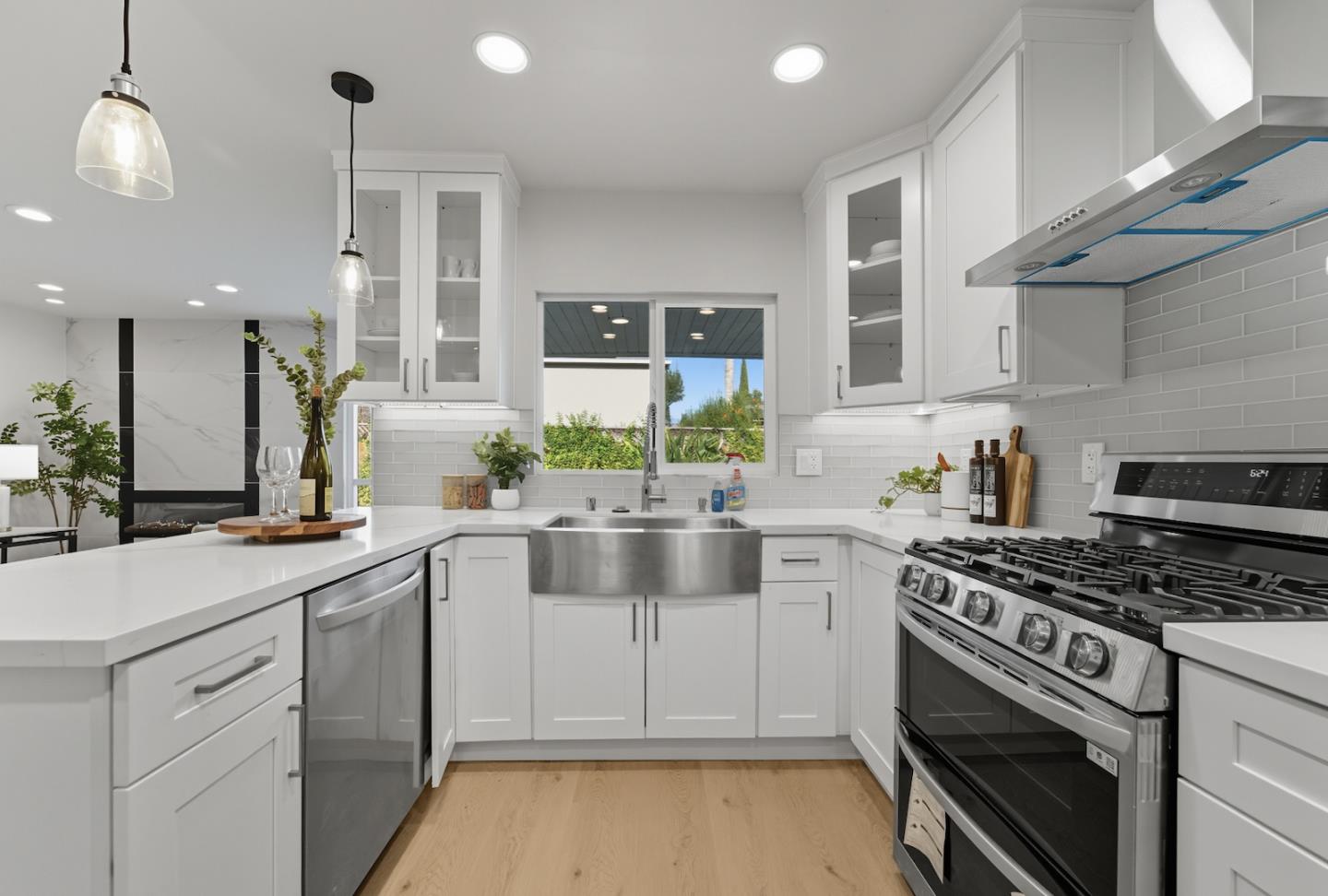 Detail Gallery Image 12 of 34 For 521 Canton Dr, San Jose,  CA 95123 - 4 Beds | 2 Baths