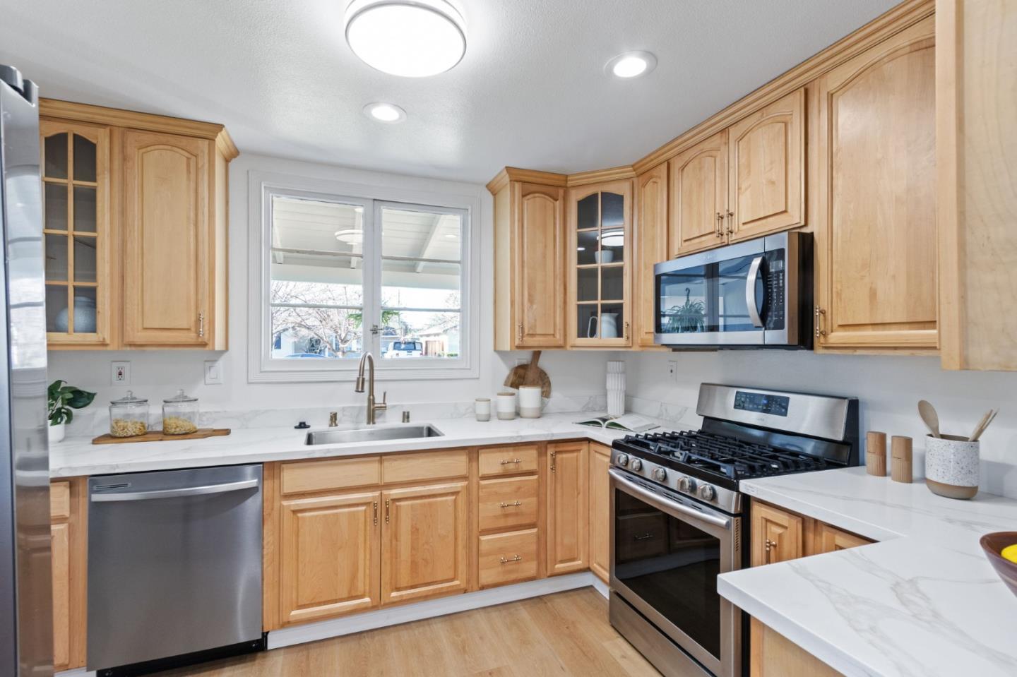 Detail Gallery Image 22 of 41 For 1212 Forrestal Ave, San Jose,  CA 95110 - 2 Beds | 1 Baths