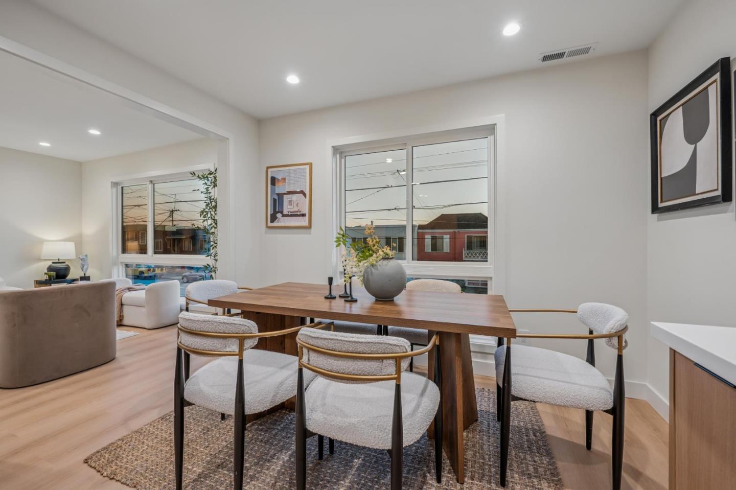 Detail Gallery Image 12 of 113 For 4040 Ortega St, San Francisco,  CA 94122 - 3 Beds | 2 Baths