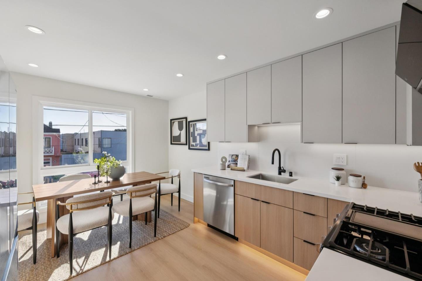 Detail Gallery Image 44 of 113 For 4040 Ortega St, San Francisco,  CA 94122 - 3 Beds | 2 Baths