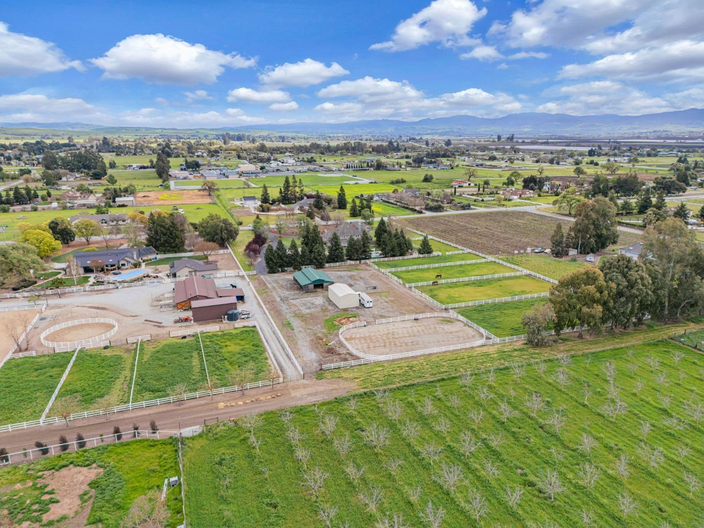 Detail Gallery Image 72 of 73 For 560 Tevis Trl, Hollister,  CA 95023 - 5 Beds | 2/1 Baths