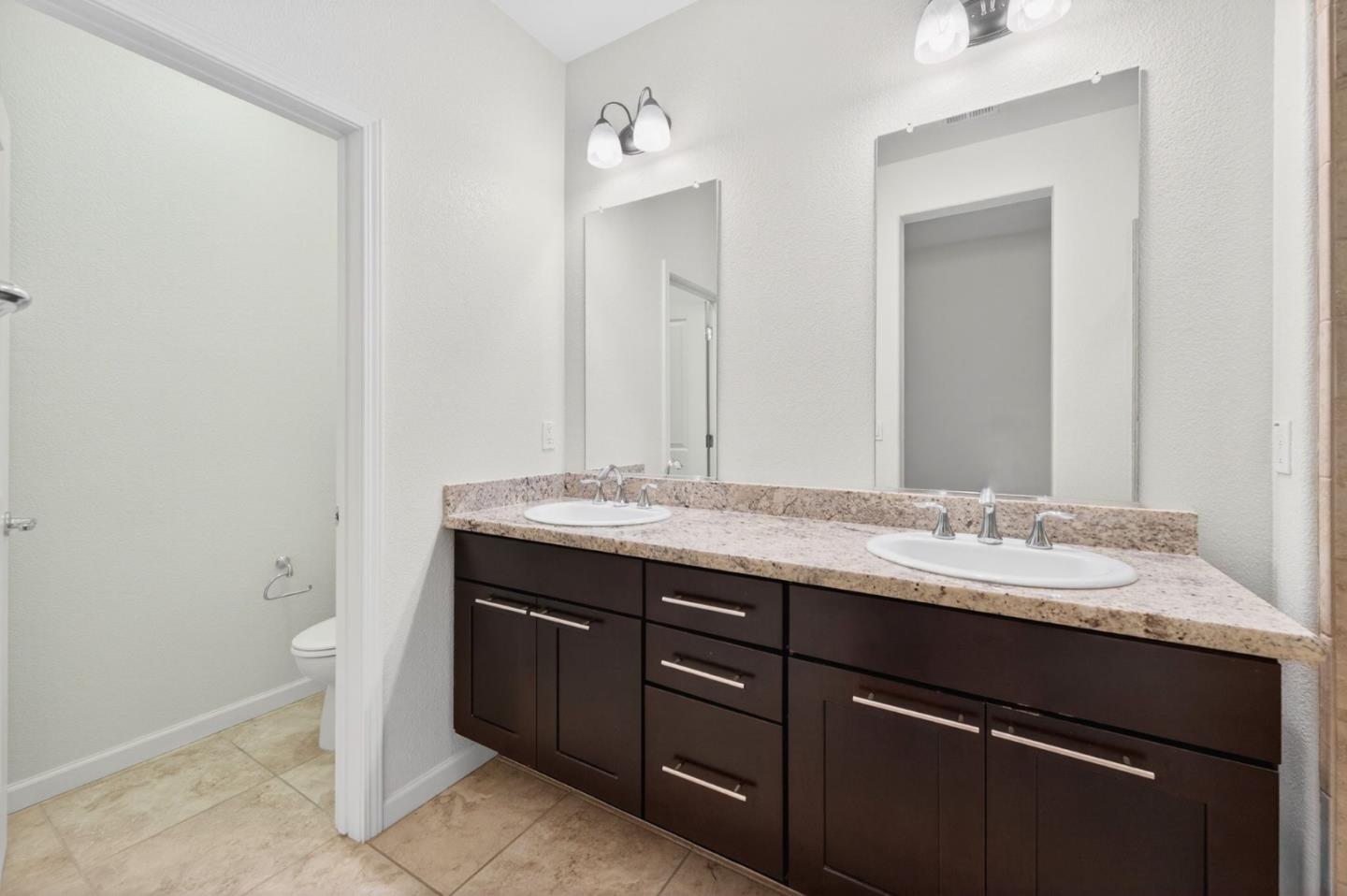 Detail Gallery Image 24 of 76 For 890 White Moonstone Loop, San Jose,  CA 95123 - 3 Beds | 3/1 Baths