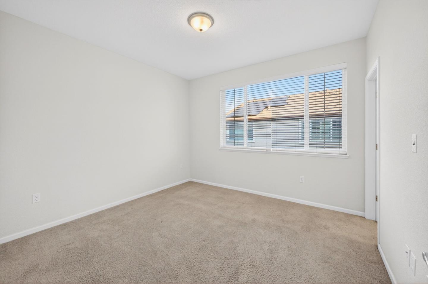 Detail Gallery Image 28 of 76 For 890 White Moonstone Loop, San Jose,  CA 95123 - 3 Beds | 3/1 Baths