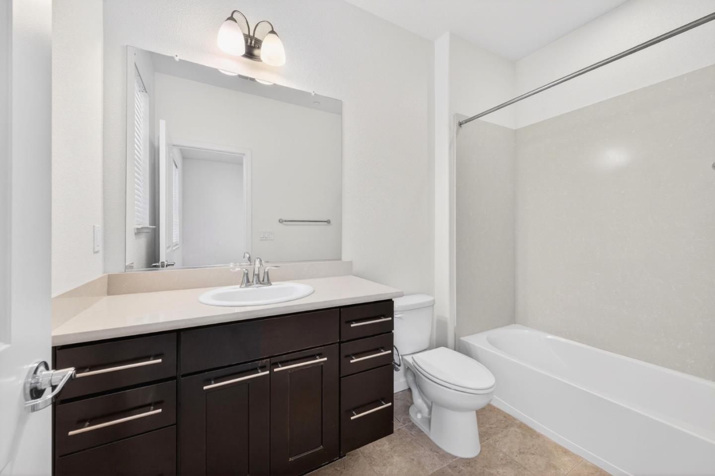 Detail Gallery Image 29 of 76 For 890 White Moonstone Loop, San Jose,  CA 95123 - 3 Beds | 3/1 Baths