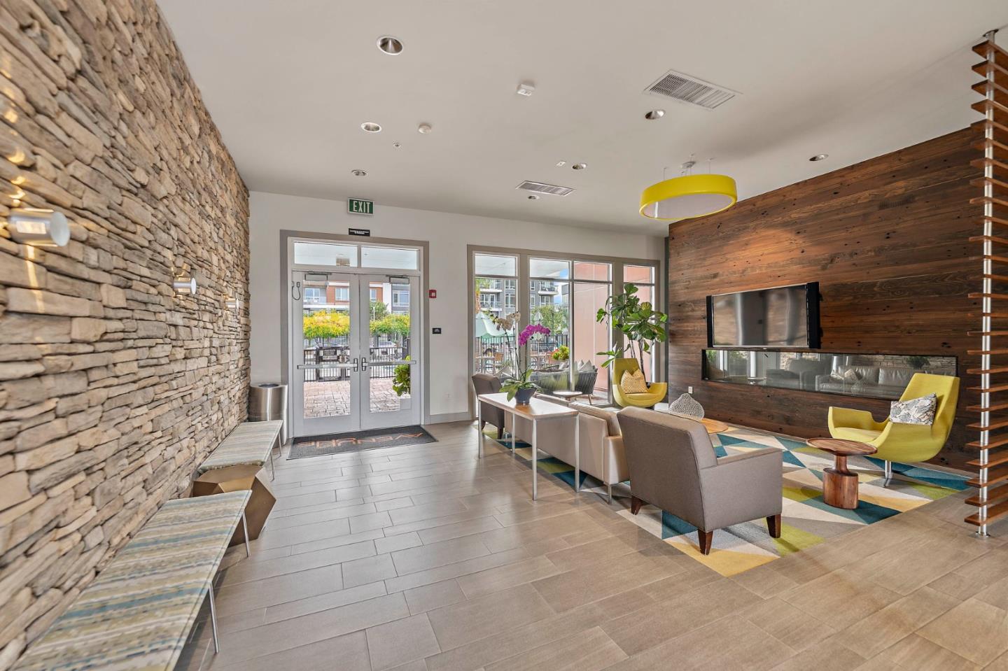 Detail Gallery Image 36 of 76 For 890 White Moonstone Loop, San Jose,  CA 95123 - 3 Beds | 3/1 Baths