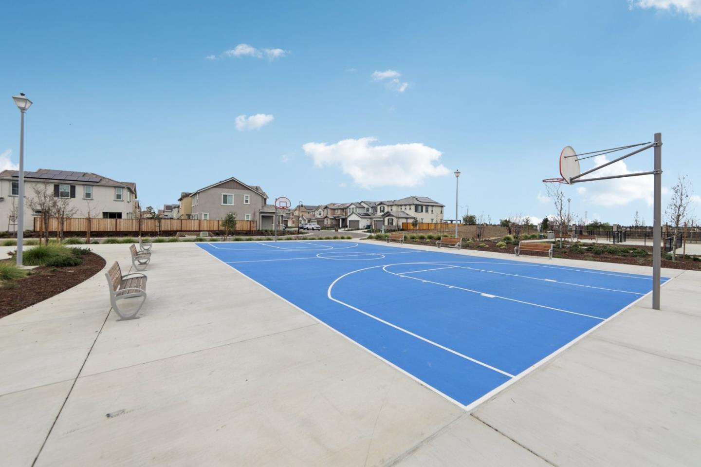 Detail Gallery Image 17 of 28 For 5465 Guenoc Valley Ln, Antioch,  CA 94531 - 4 Beds | 3 Baths