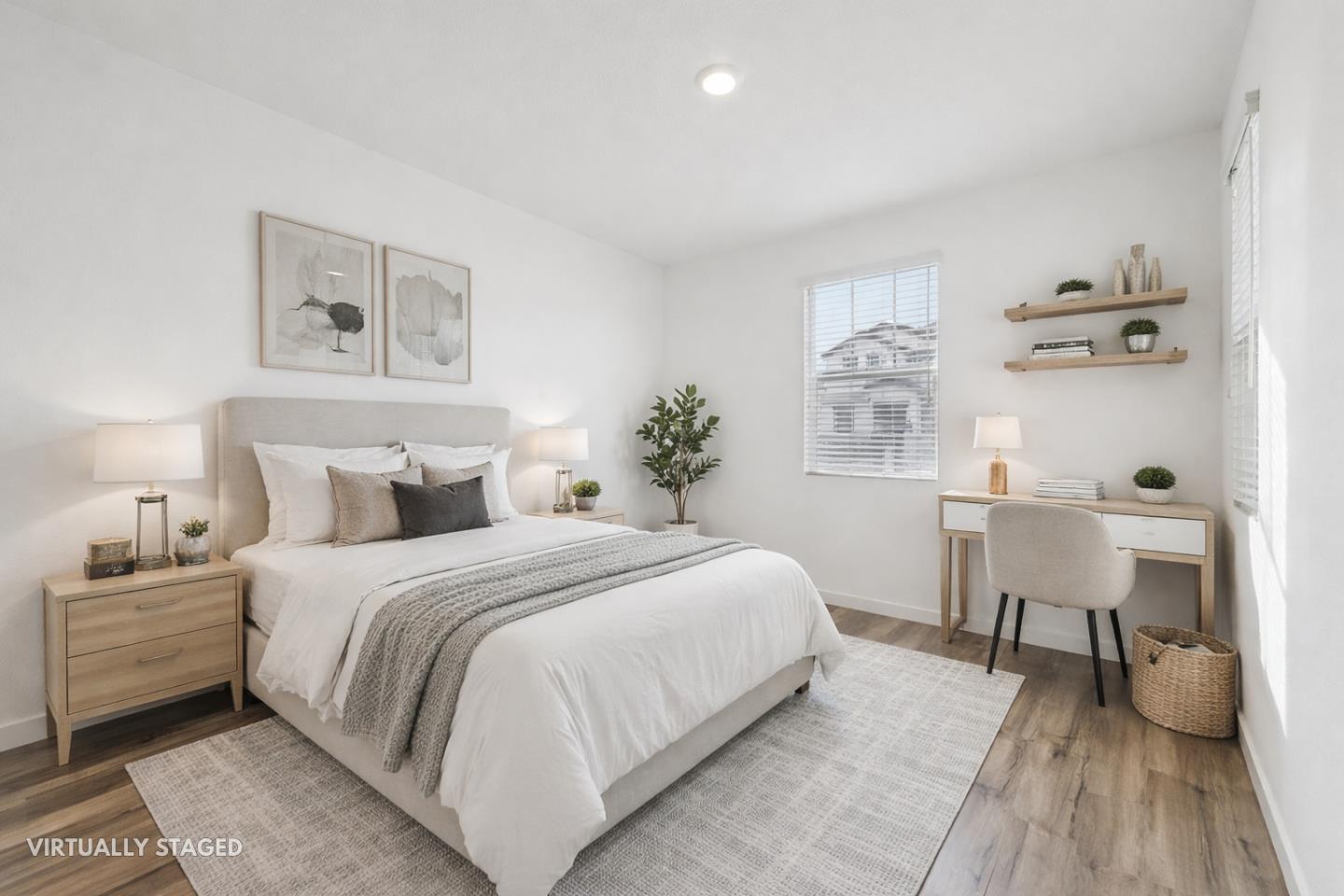 Detail Gallery Image 8 of 28 For 5465 Guenoc Valley Ln, Antioch,  CA 94531 - 4 Beds | 3 Baths