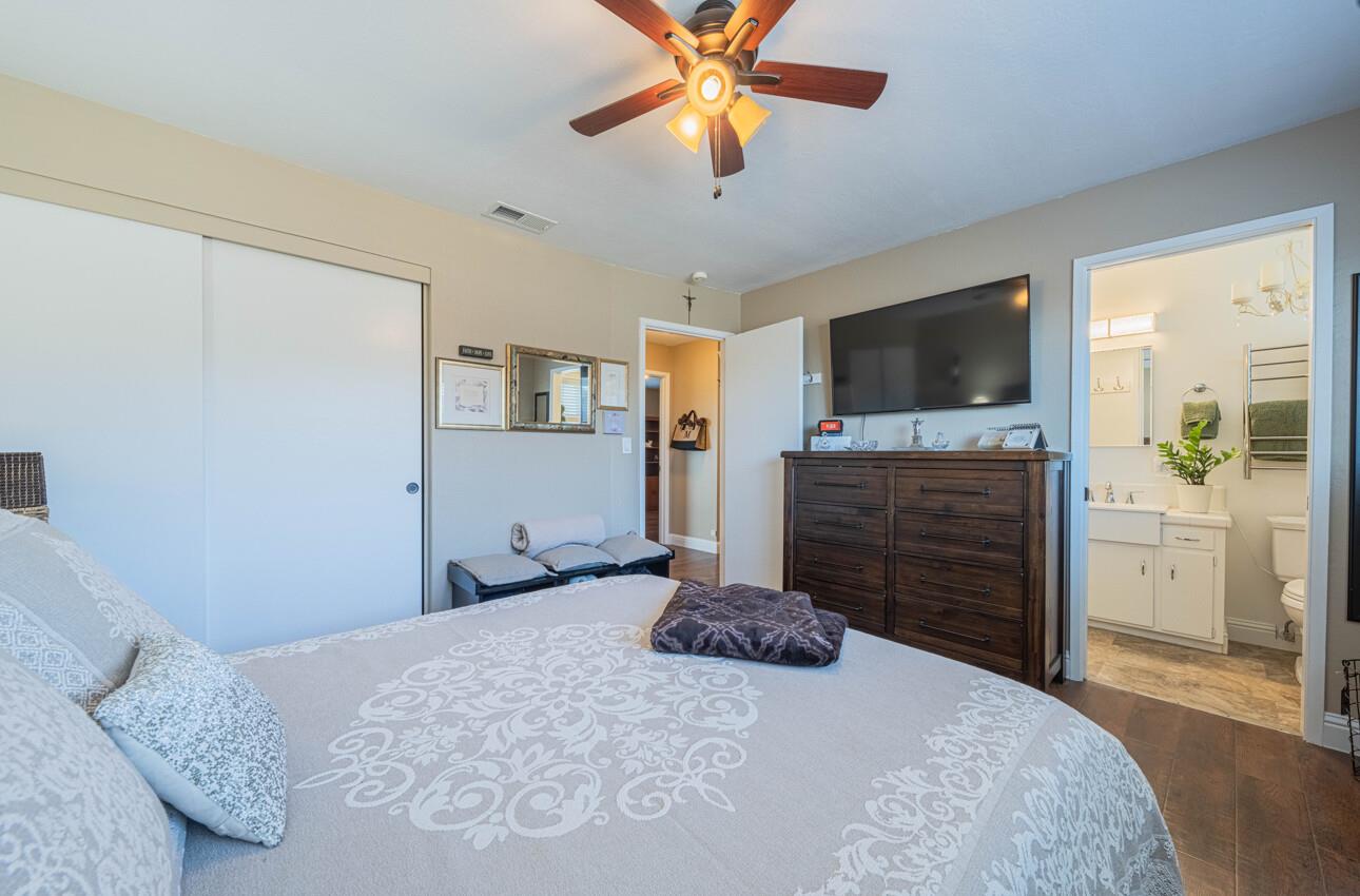 Detail Gallery Image 20 of 33 For 520 La Mesa Dr, Salinas,  CA 93901 - 3 Beds | 2 Baths