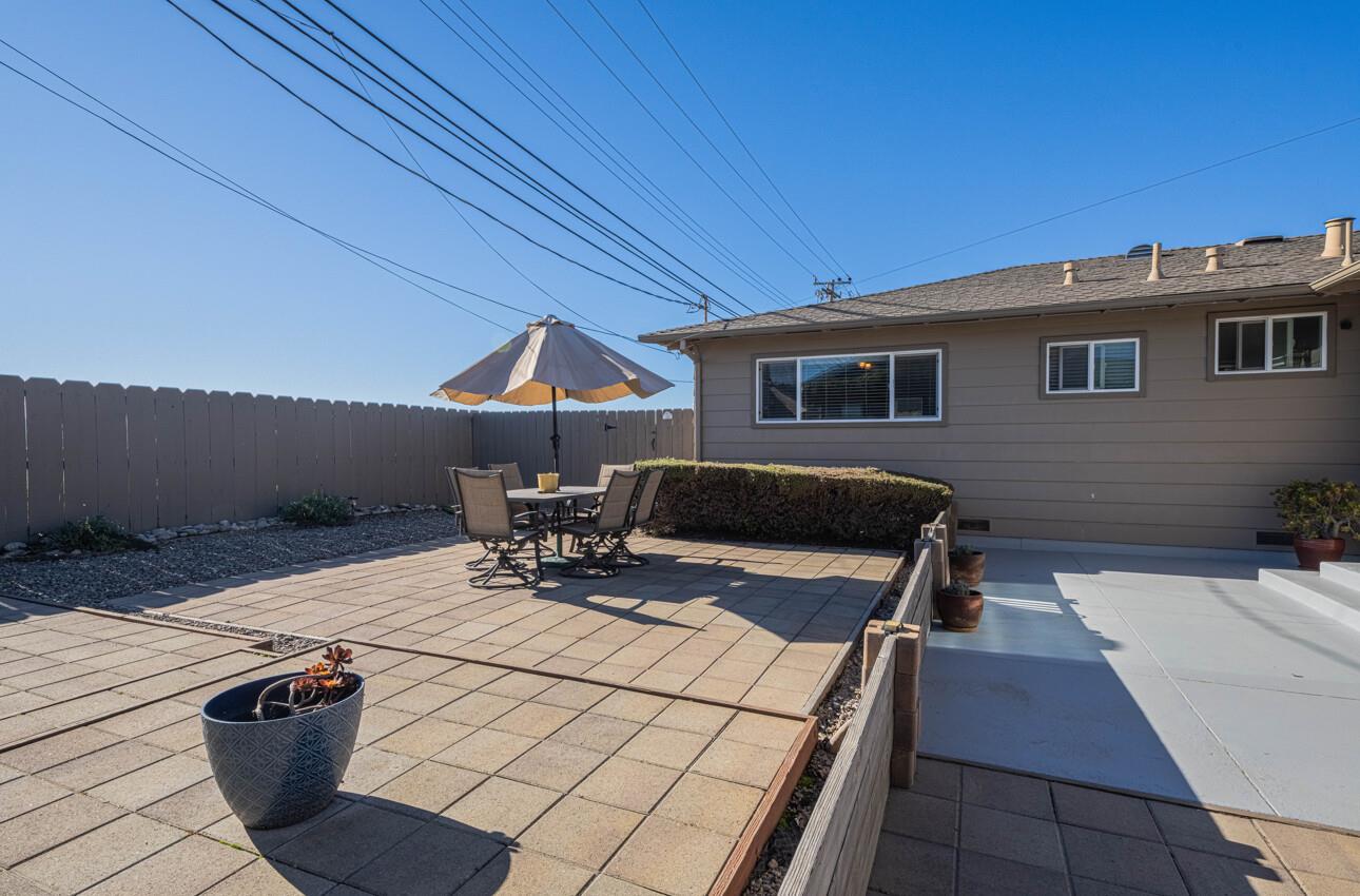 Detail Gallery Image 29 of 33 For 520 La Mesa Dr, Salinas,  CA 93901 - 3 Beds | 2 Baths