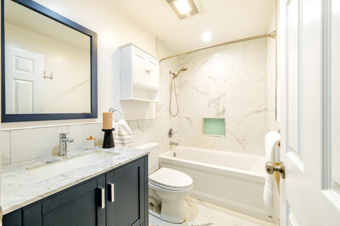 Detail Gallery Image 19 of 60 For 19652 Stanton Ave, Castro Valley,  CA 94546 - 3 Beds | 2 Baths