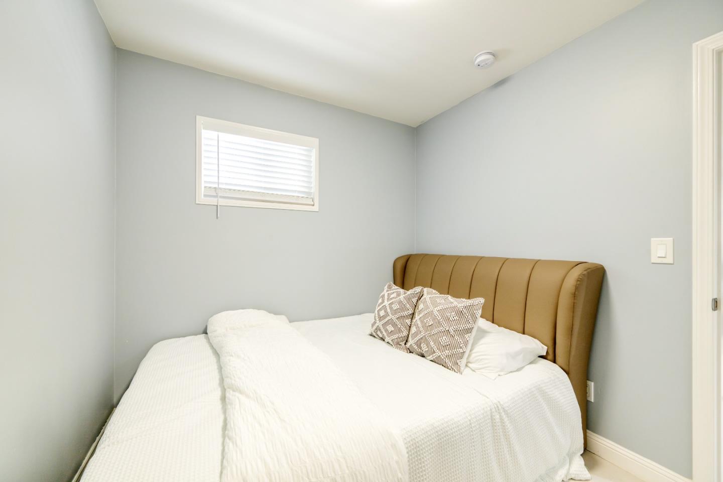 Detail Gallery Image 32 of 60 For 19652 Stanton Ave, Castro Valley,  CA 94546 - 3 Beds | 2 Baths