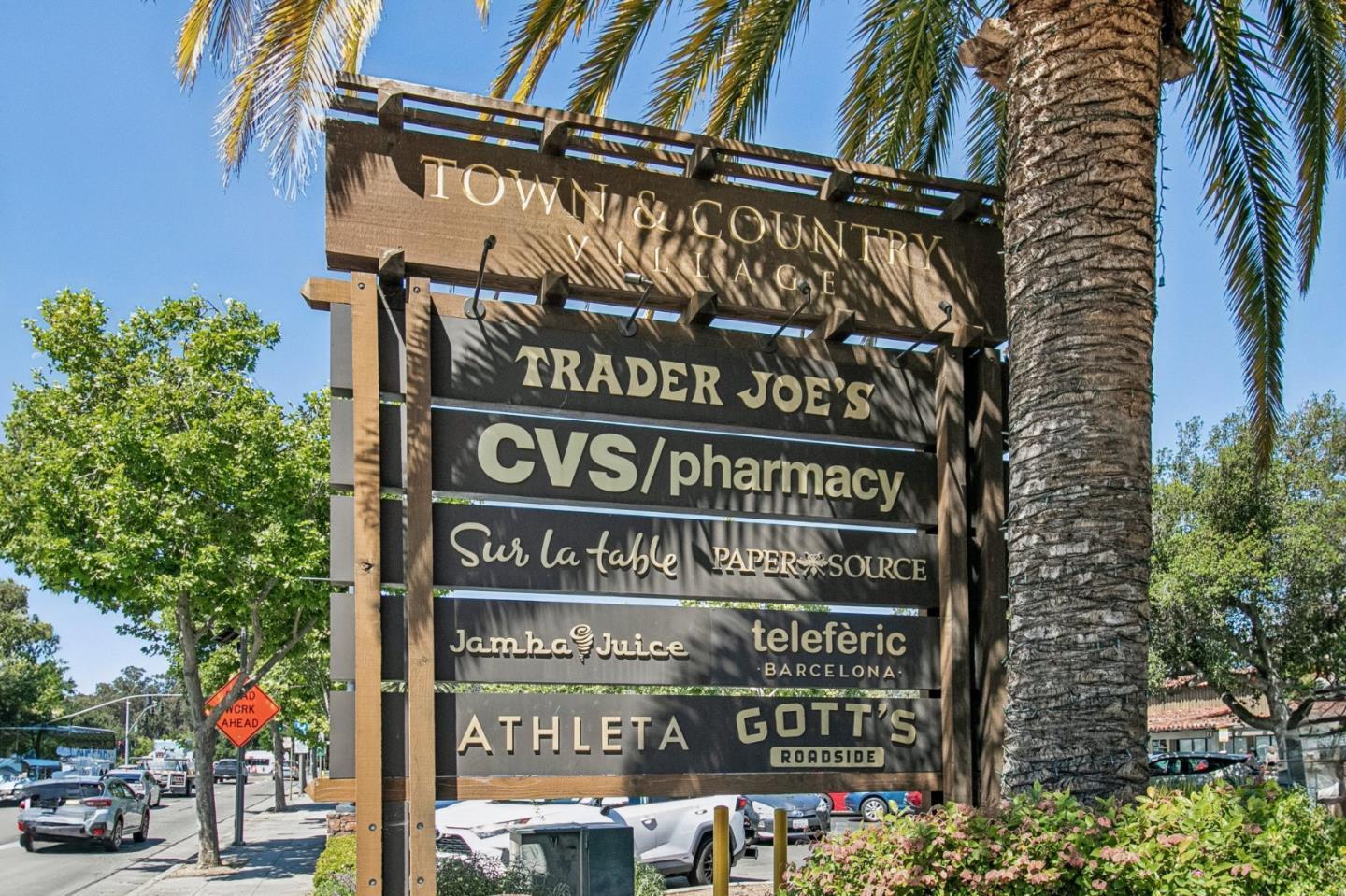 Detail Gallery Image 119 of 122 For 2200 Saint Francis Dr, Palo Alto,  CA 94303 - 4 Beds | 4/1 Baths